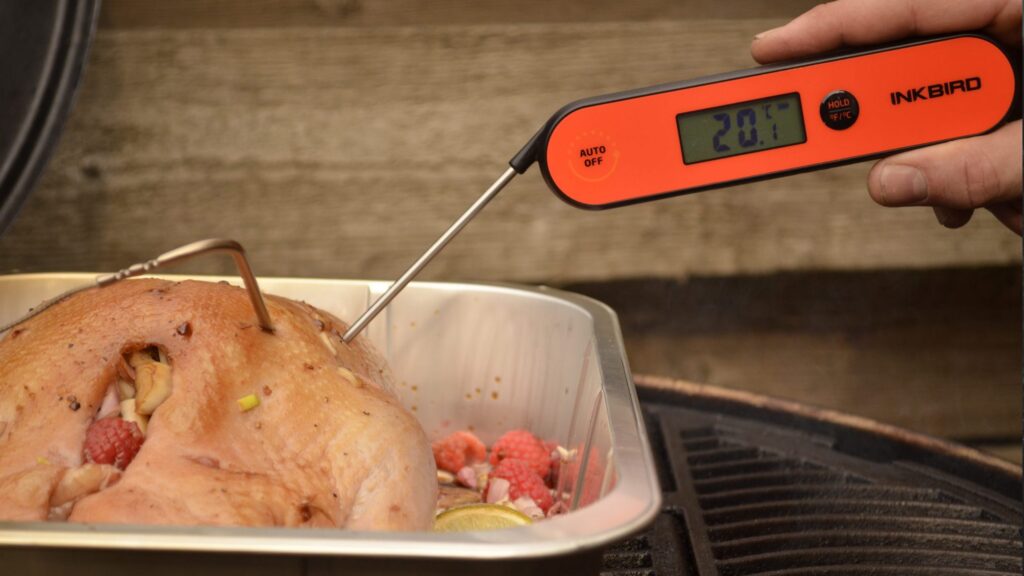 Gerookte hele eend met framboos